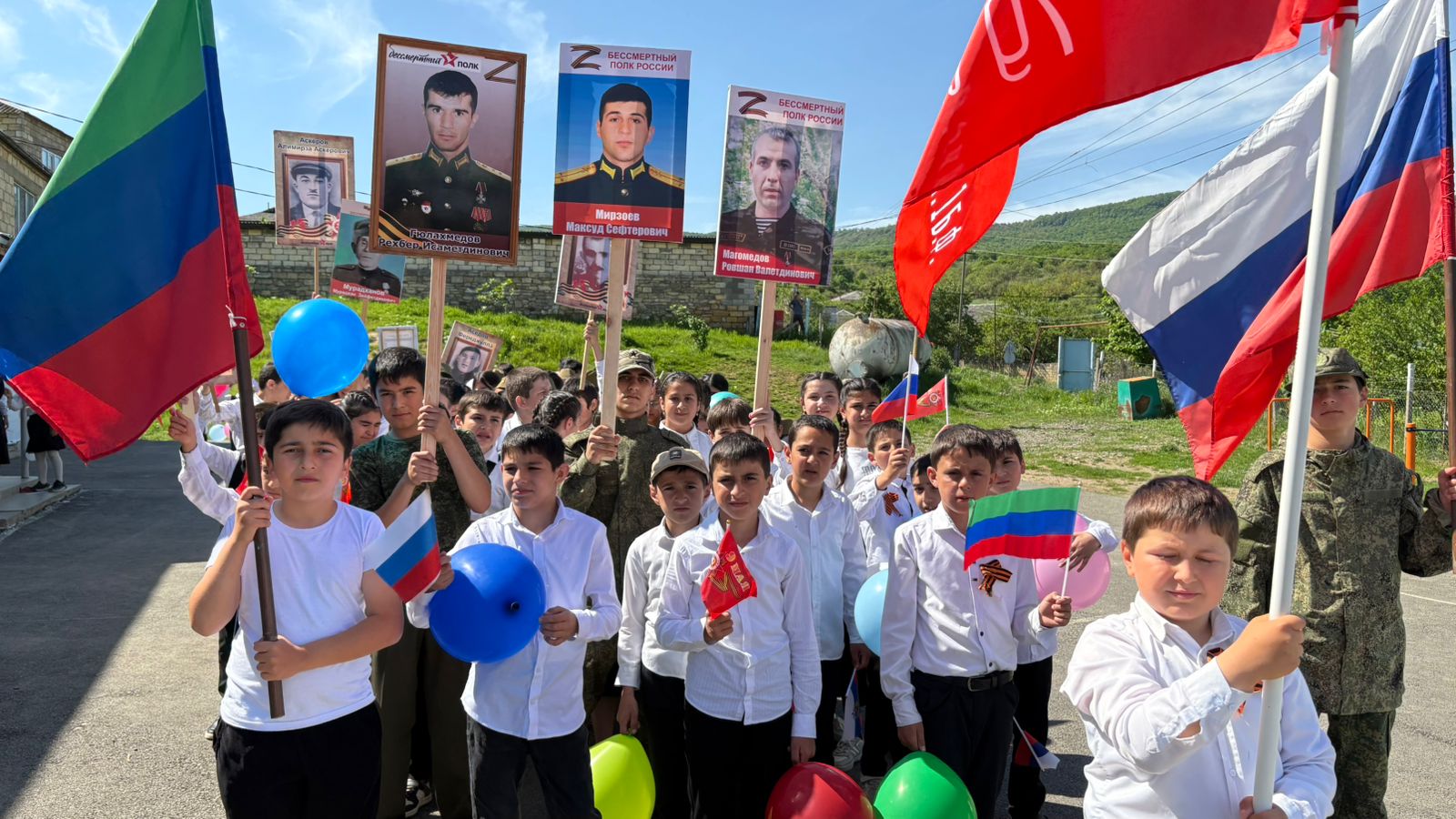Торжественная линейка, посвященная 80-летию великой Победы.